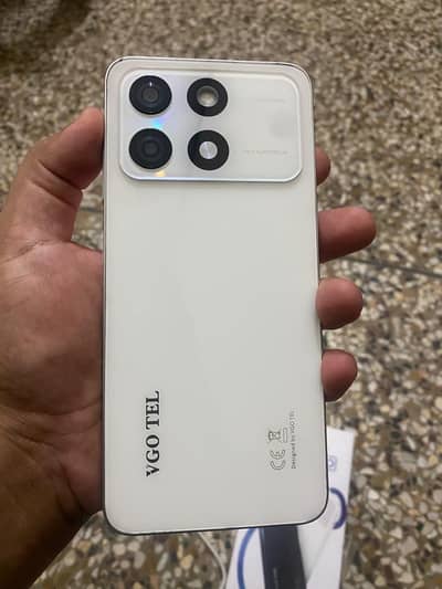VGO TEL Smart 8 go 4/64 in warranty