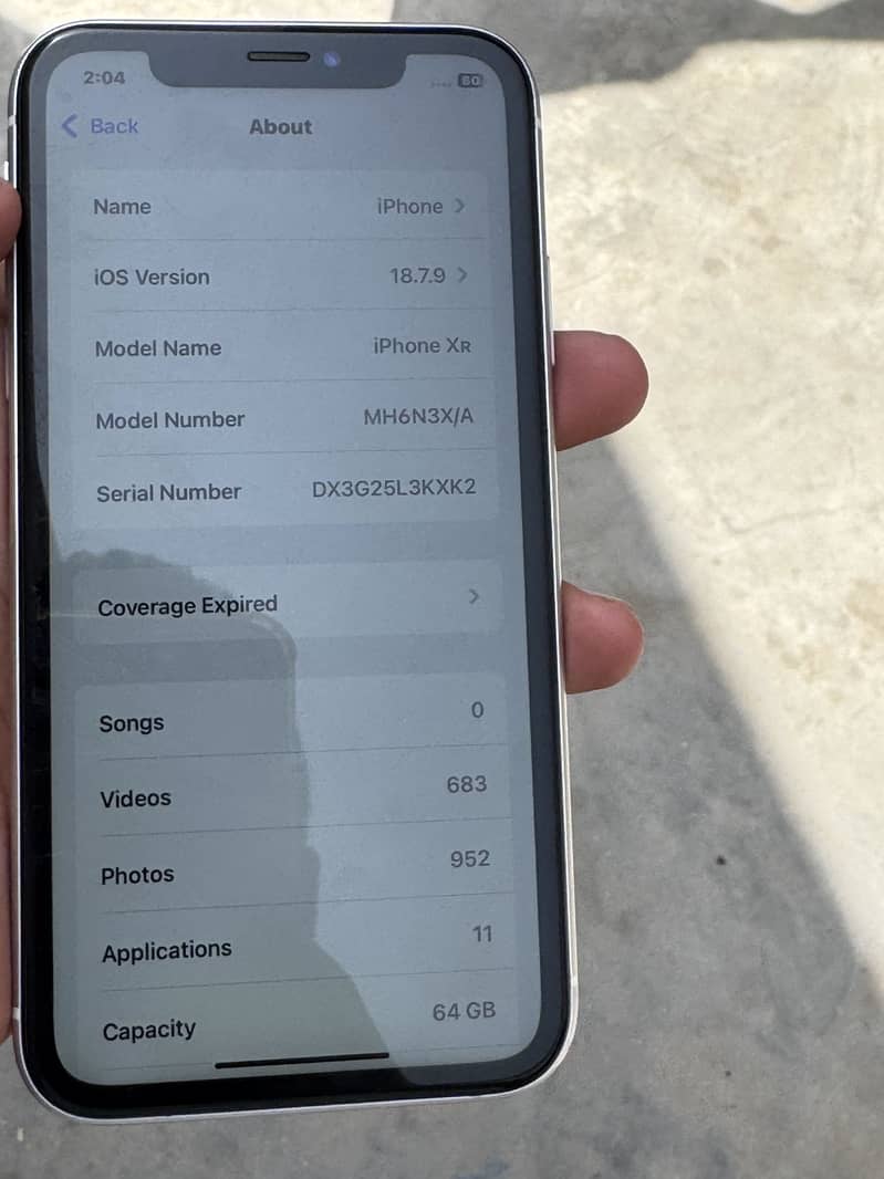 iPhone XR 4