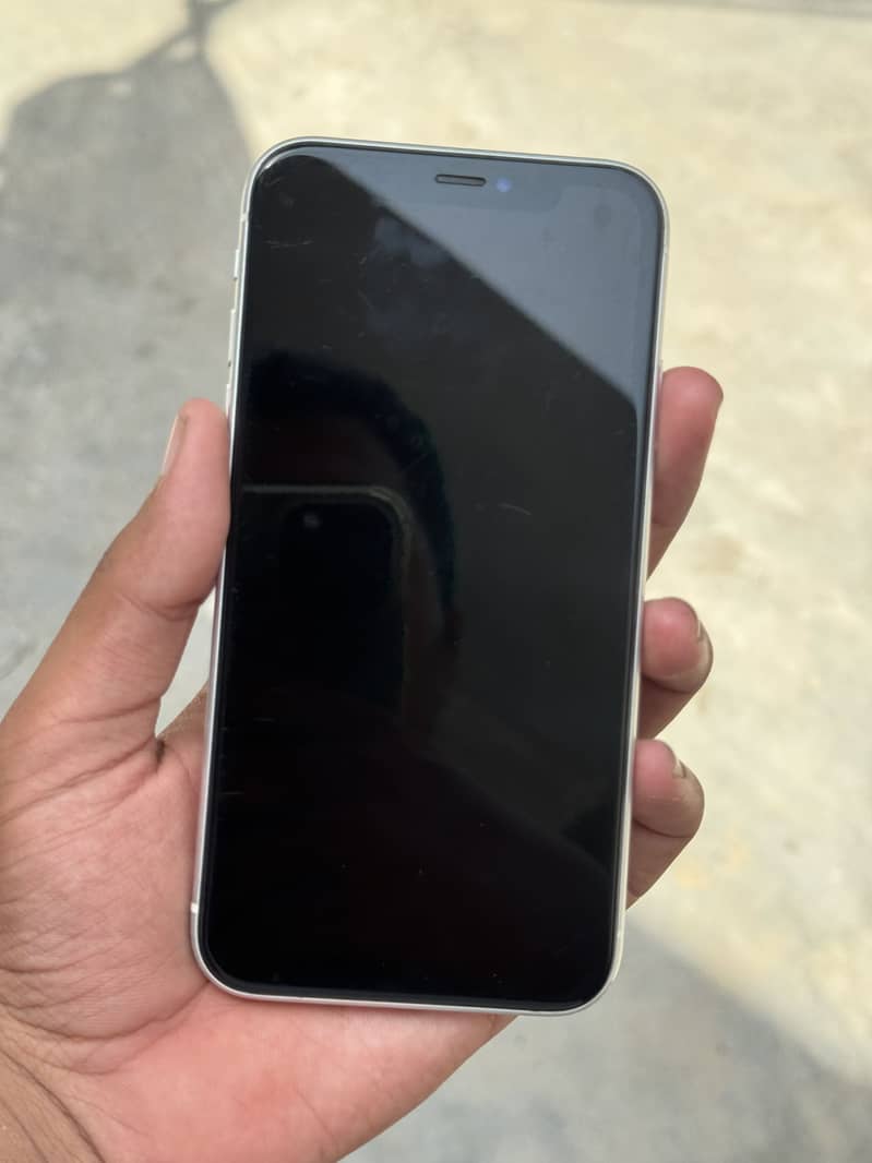 iPhone XR 5