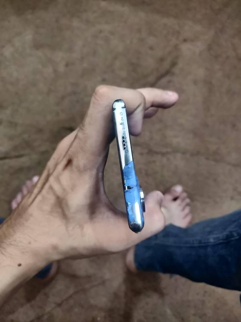 Tecno CAMON 40 Pro 4