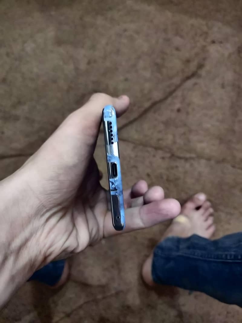 Tecno CAMON 40 Pro 5
