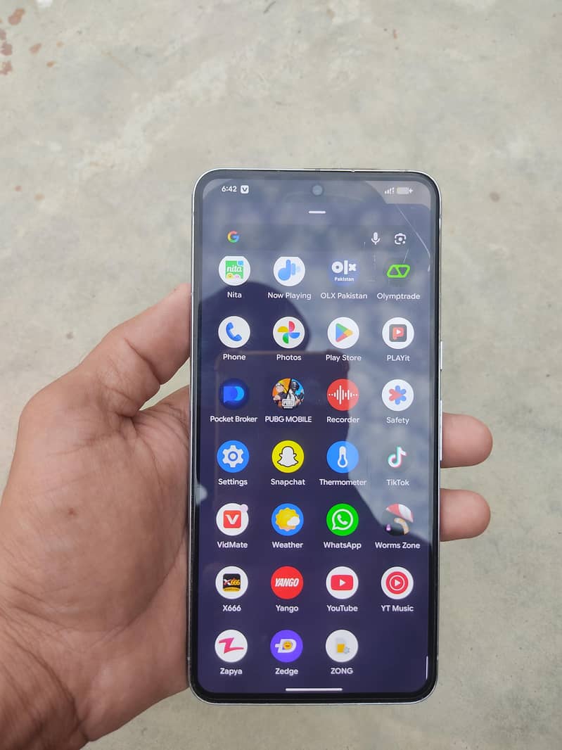 Google Pixel 8 Pro 3