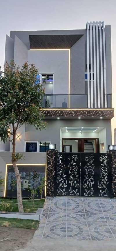 3 Marla House Ideally Situated In Union Green