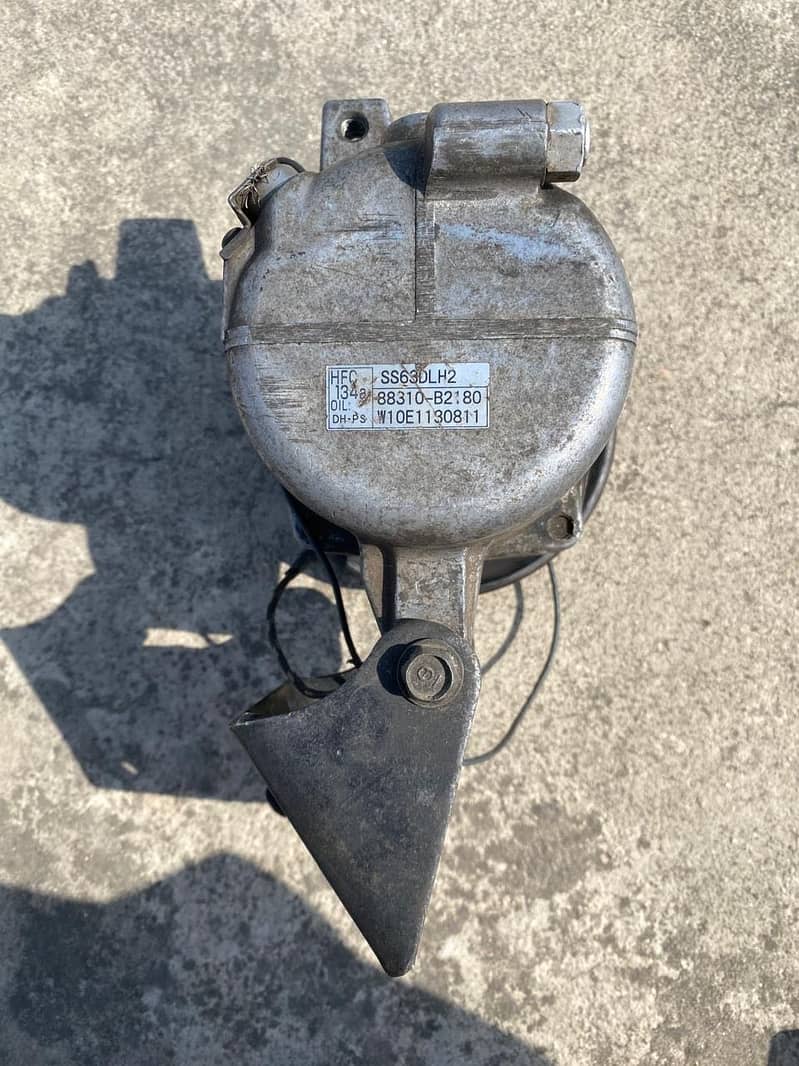 Ac compressor and pipe 1