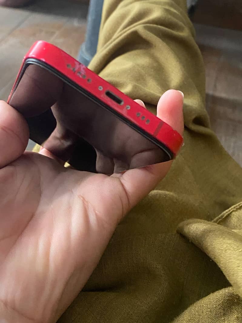 Apple iPhone 14 2