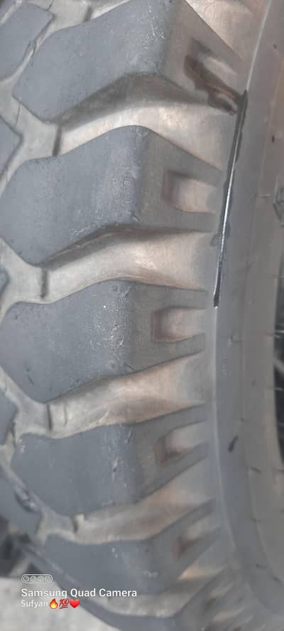 tyres sall argent