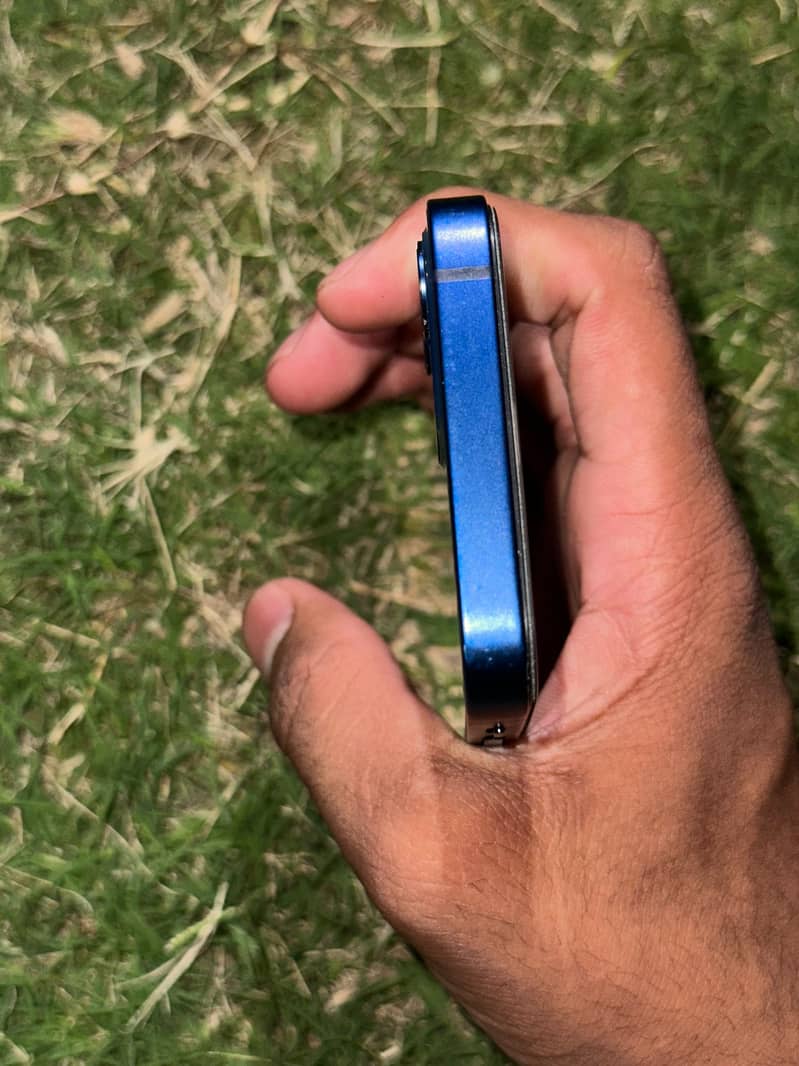 iPhone 12 mini 2