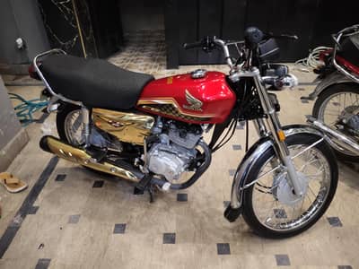 HONDA 125 self start totally genuine