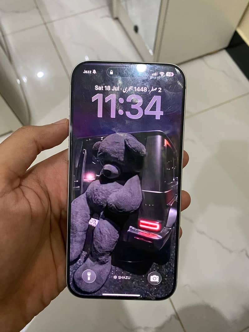 Apple iPhone 17 Pro Max 1