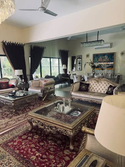 4 kanal outclass villa available for rent