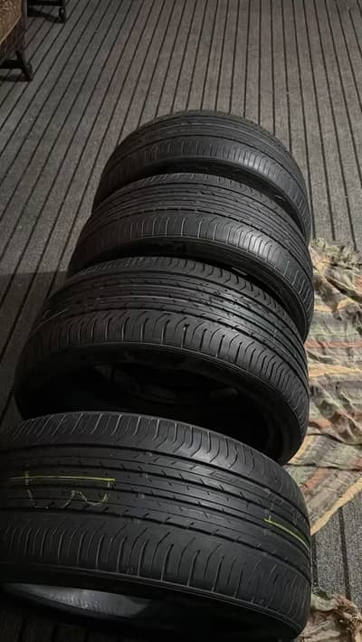 Dunlop japenese low profile 18 size tyres 225/40/r18