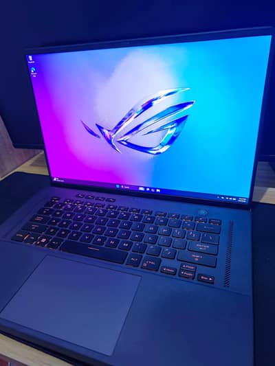 ASUS ROG ZEPHYRUS G16 – Slim, Powerful Gaming