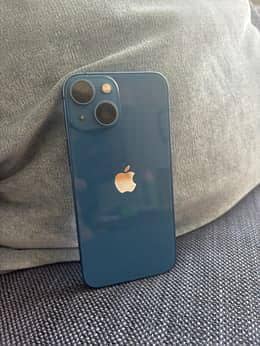 Apple iPhone 13 0