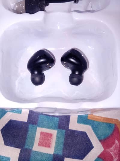 Ear buds