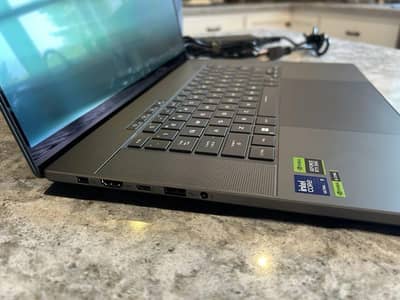 ASUS ROG Zephyrus G16 2024 Core Ultra 9 185H, 16GB/1TB, RTX 4070)
