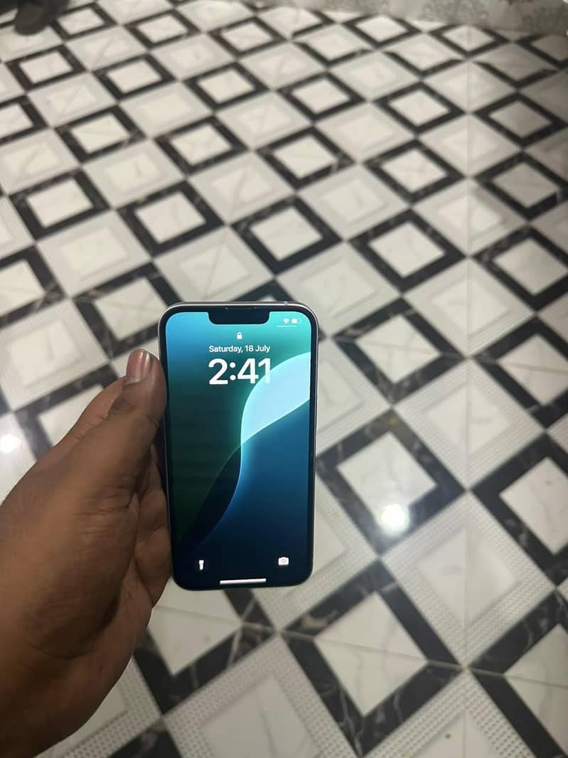 Apple iPhone 14 1