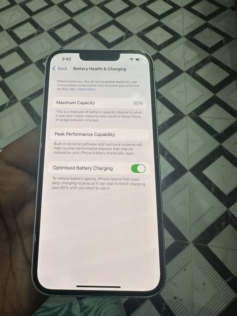 Apple iPhone 14 4