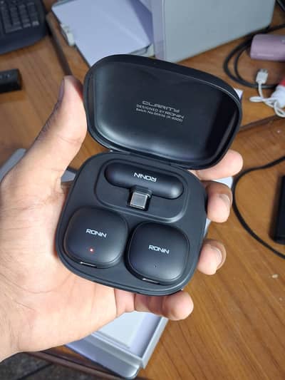 Ronin Wireless mic for content creators, vlogers, youtubers