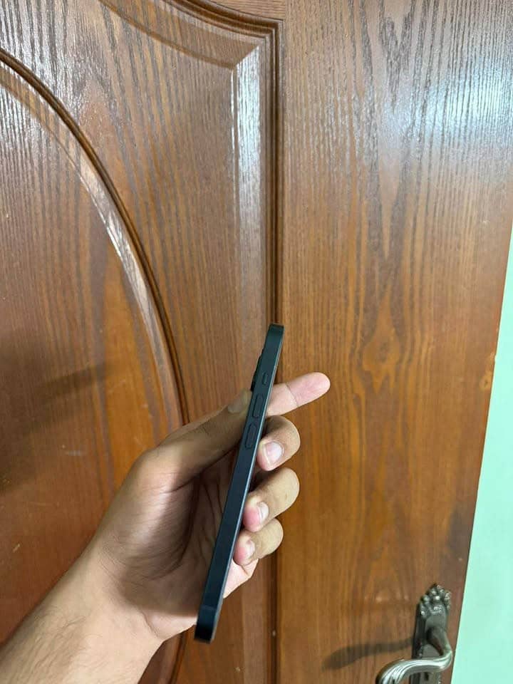 Apple iPhone 14 0