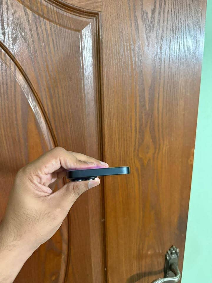 Apple iPhone 14 3