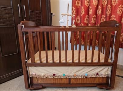 Baby coat pure sheesham wood with metress