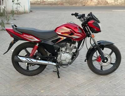 Cb 125 f slightly used Bike