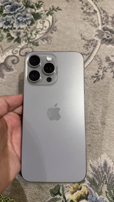 Apple iPhone 15 Pro Max