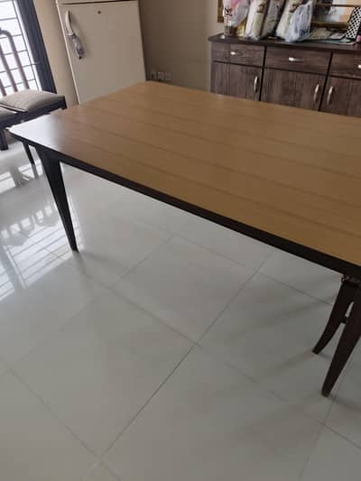 Dining Table for 6 people