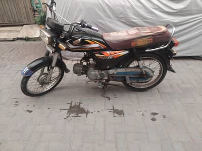 Honda CD 70 22/23 Model totally genuine condition first owner