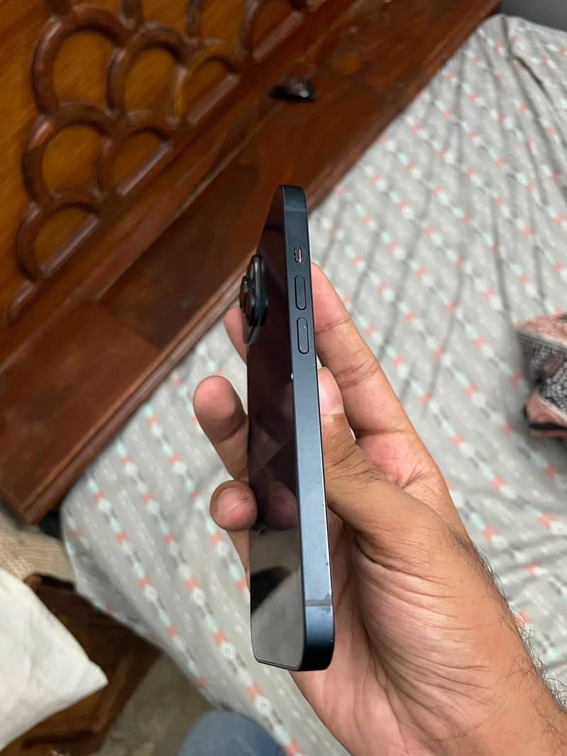 Iphone 14 3