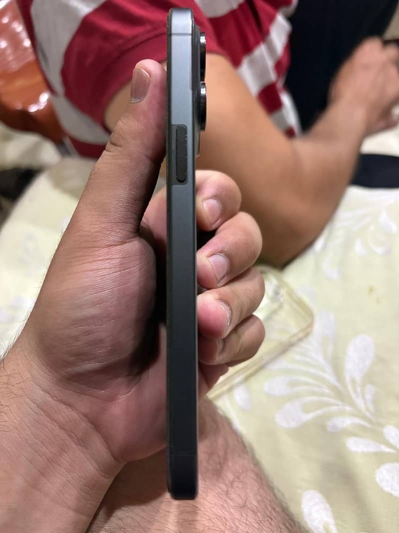 Iphone 15 Pro max 2