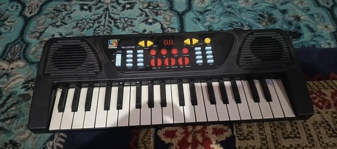 2 baby piano