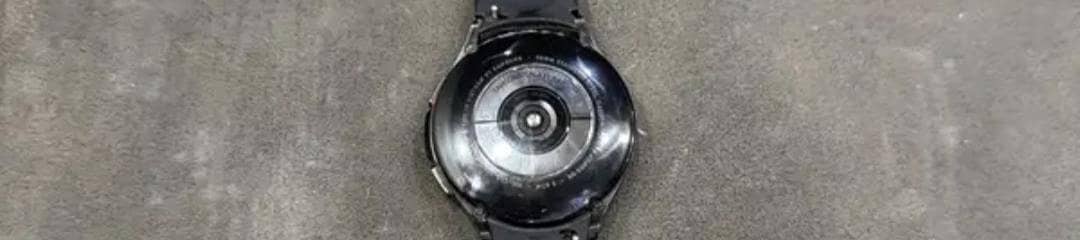 Samsung Galaxy watch 4 classic with box and charge 8/10 condition