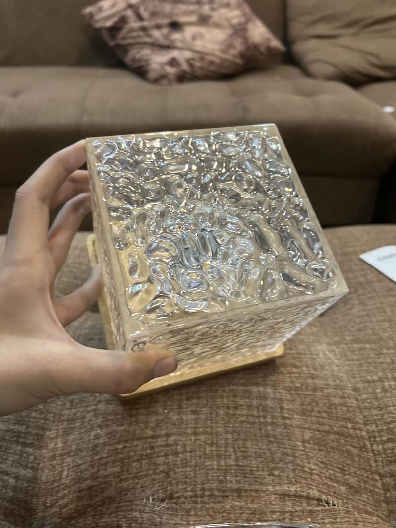 Creative table lamp bulk quantity available 3
