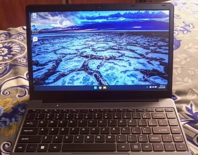 10/10 Mechrevo R14P Laptop | AMD Ryzen 5 7430U | 8GB RAM | 256GB SSD |