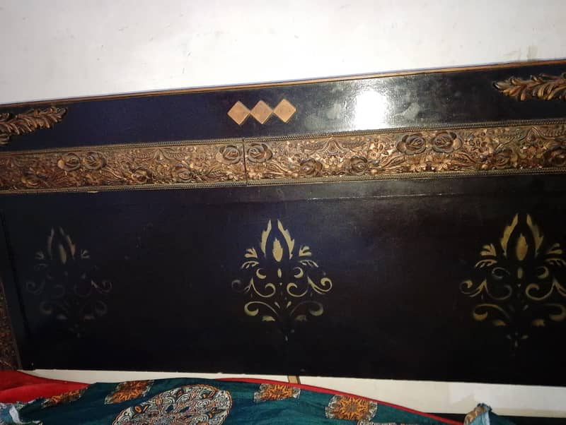 bed with side table's 4