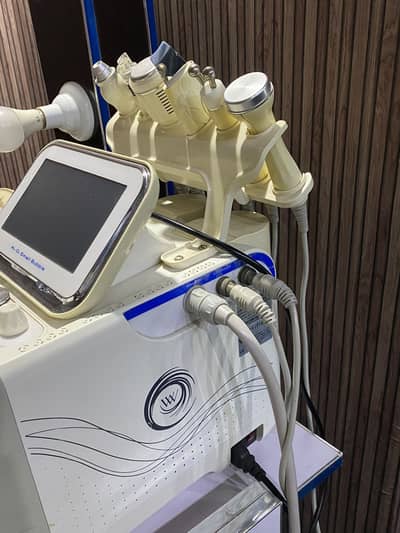 Hydra facial machine