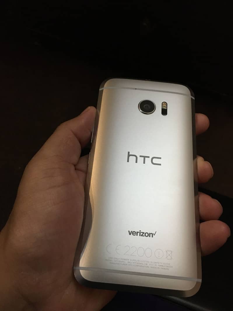 HTC 10 1