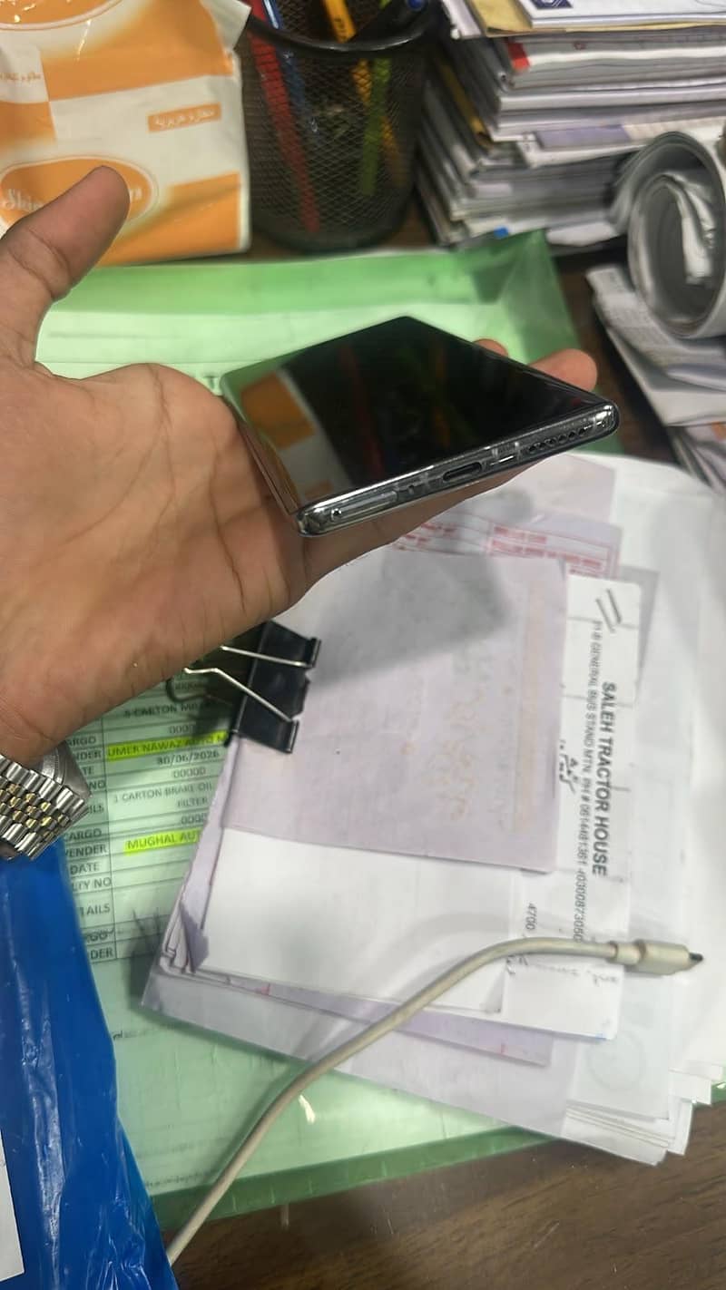 Tecno CAMON 40 Pro 1