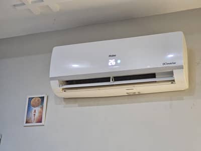 Haier 1 Ton DC Inverter WiFi AC – Excellent Condition (10/10)
