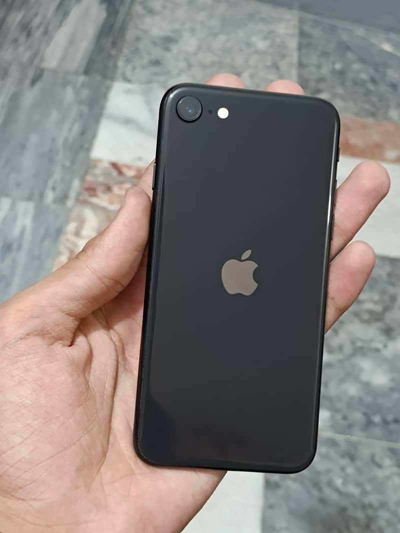 Apple iPhone SE 0