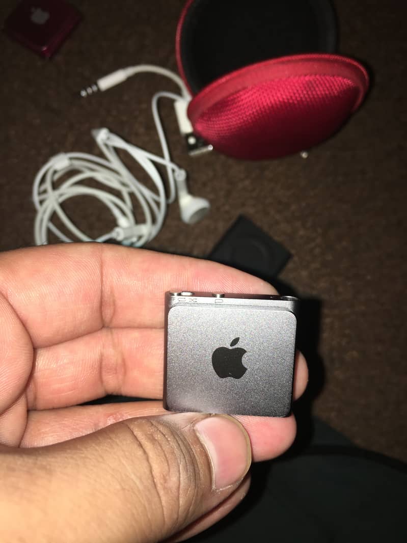 IPOD SHUFFLE 4 3