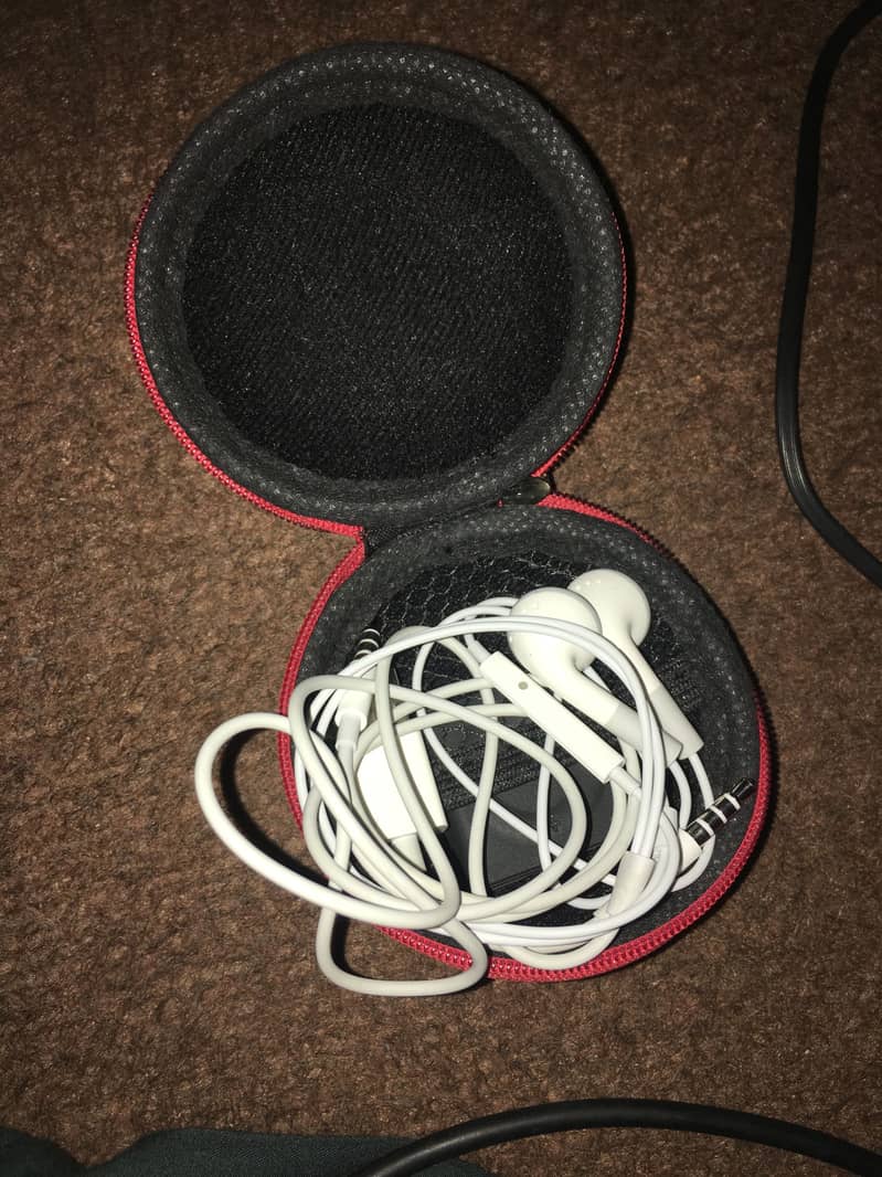 IPOD SHUFFLE 4 6