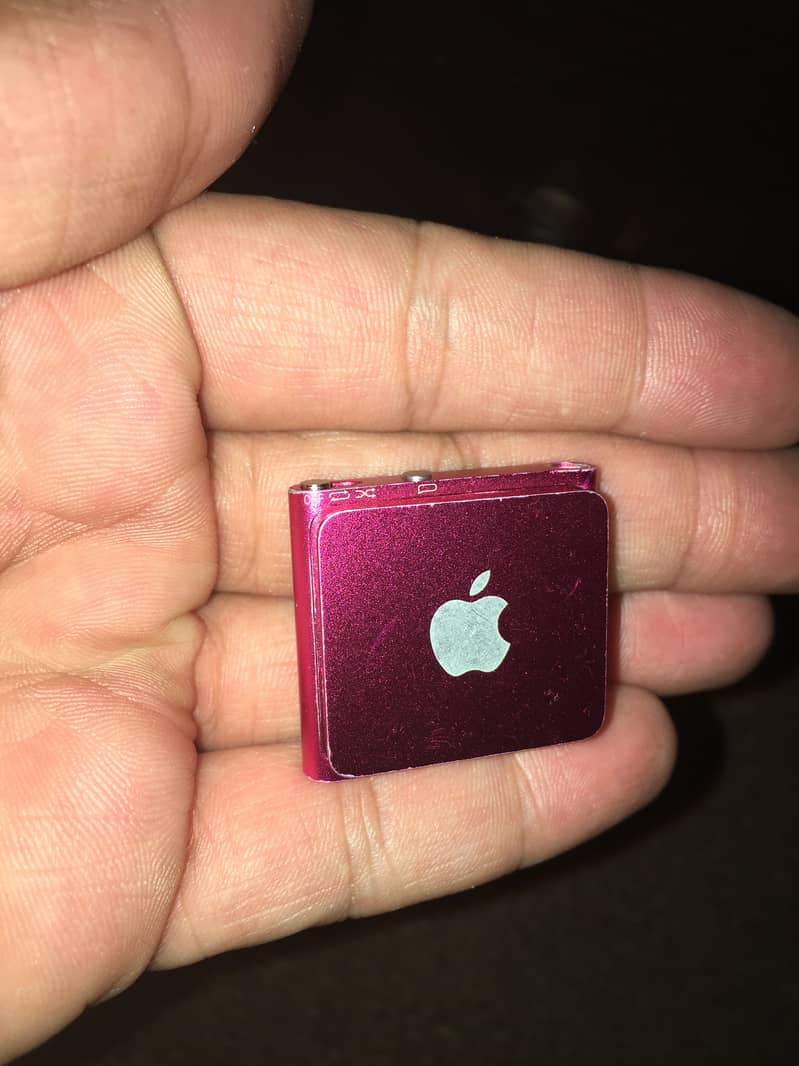 IPOD SHUFFLE 4 2