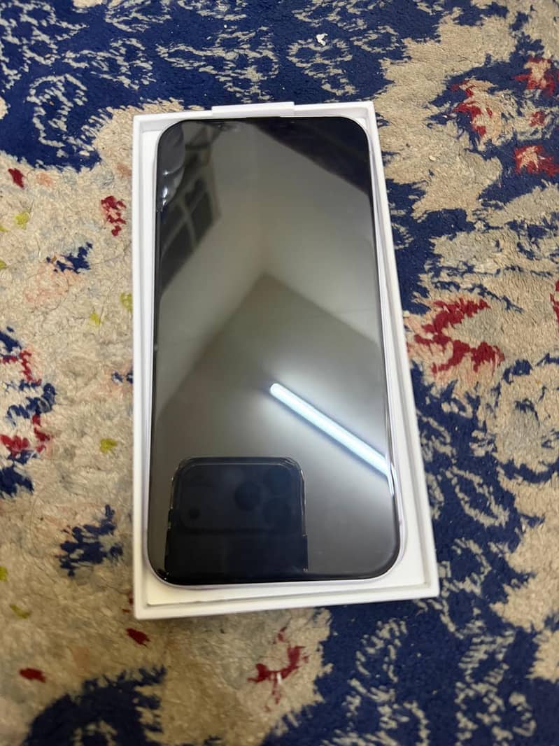 Apple iPhone 14 plus 1