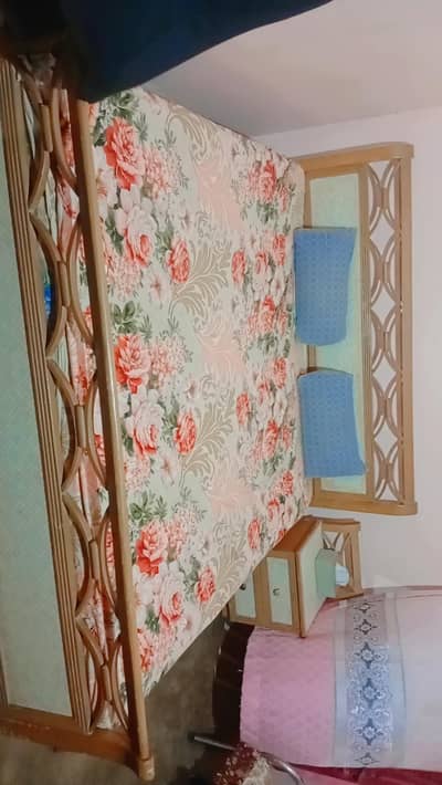 Wooden King Size Double Bed for Sale