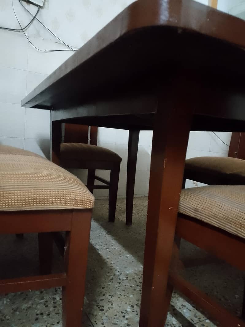 Dining table with chairs 4