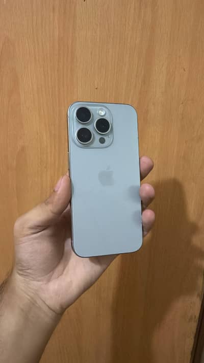Apple iPhone 15 Pro