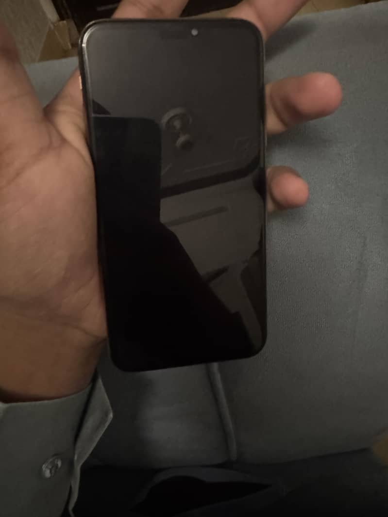 Apple iPhone XS 2