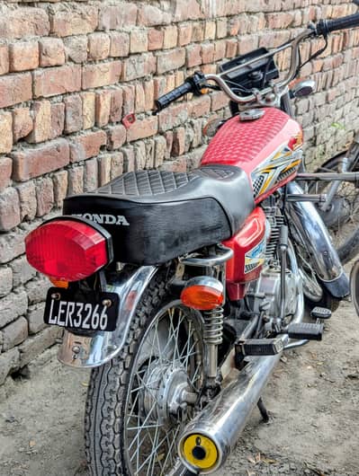 Honda 125 Available